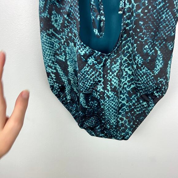 All in Motion Tie Back One Piece Swimsuit Teal Snake Printed Green Blue Medium - Picture 8 of 10